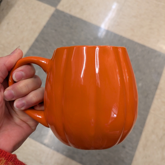 Royal Norfolk Pumpkin Orange Mug - Picture 1 of 2